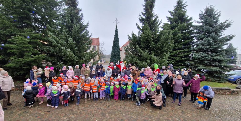 Choinka w centrum została ubrana