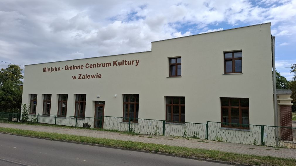 Zakończono realizację projektu pn. „Kompleksowa poprawa efektywności energetycznej w budynku użyteczności publicznej na terenie miasta Zalewo”